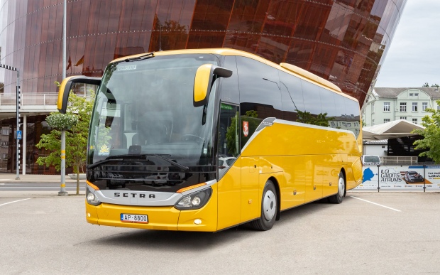 Autobusu noma SETRA S 515 HD